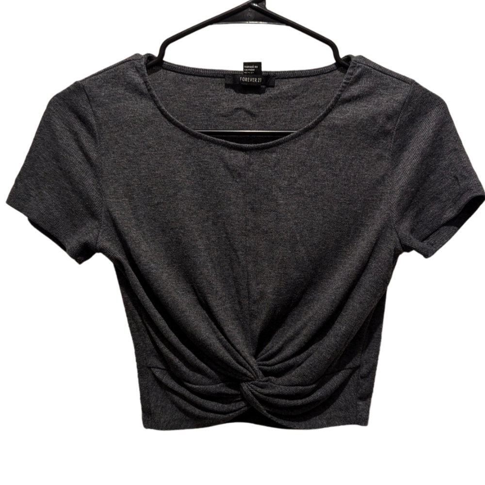 Forever 21 Twist Hem Short Sleeve Top | Grey | Size Small